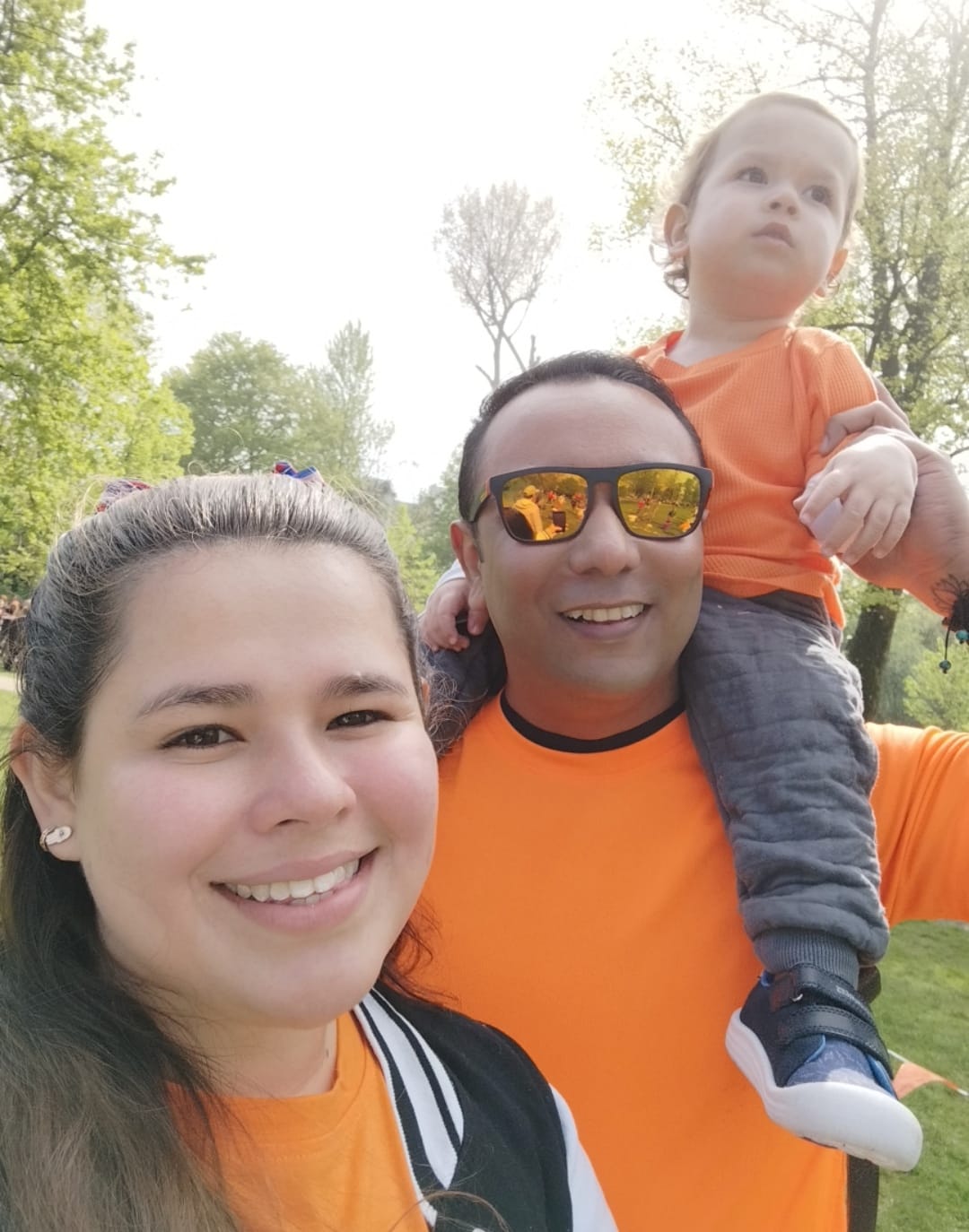 Foto-Alexander-Fontanella-met-vrouw-en-zoon1