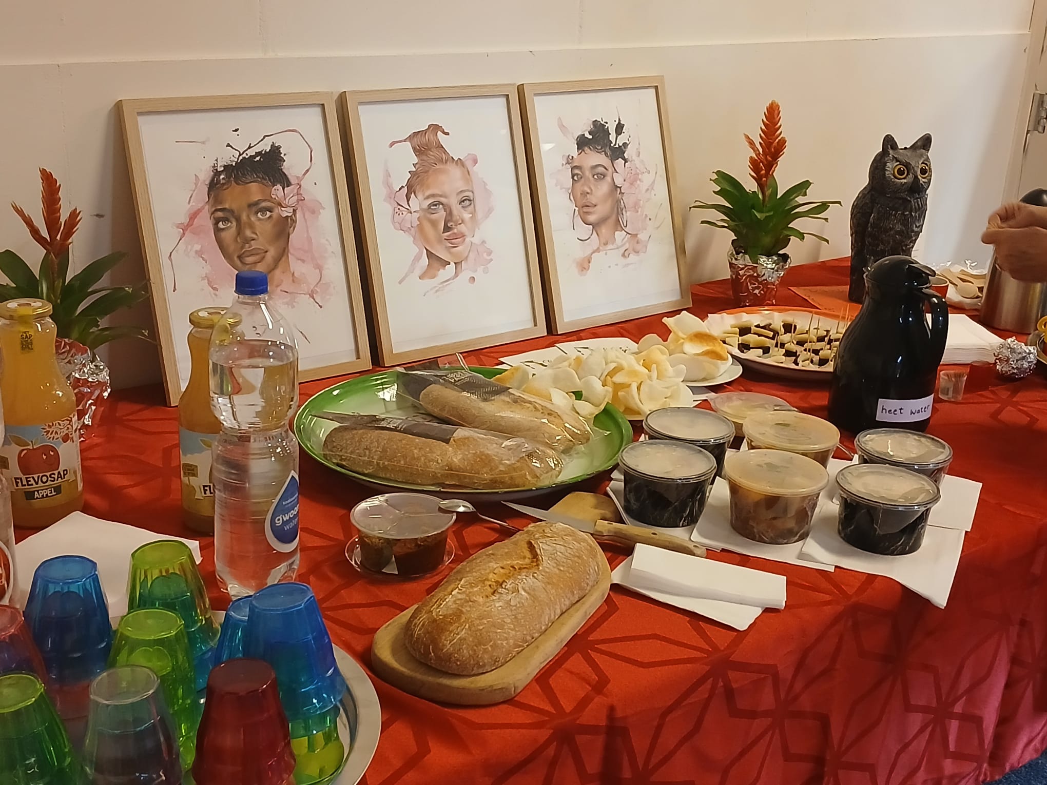 Interculturele tapas tafel- foto Angela Gilds